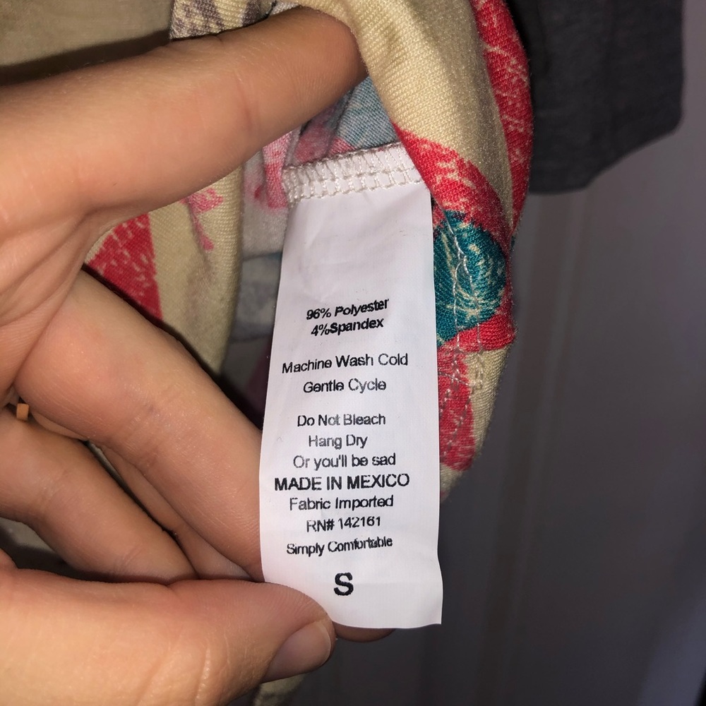 Lularoe Randy Tee - Picture 3 of 4